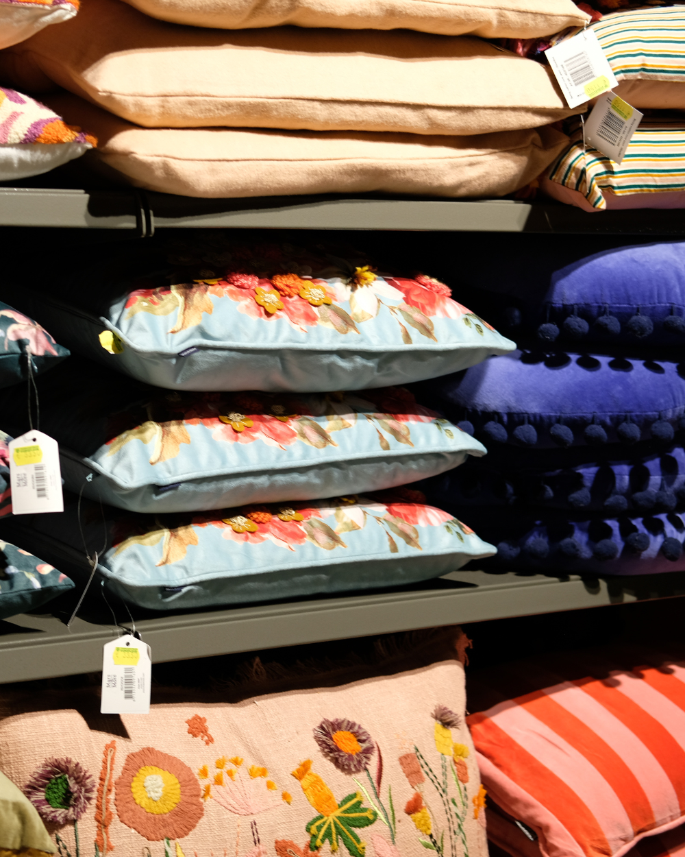 Kussen of plaid kopen? Kom naar tuincentrum Eurofleur in Leusden!