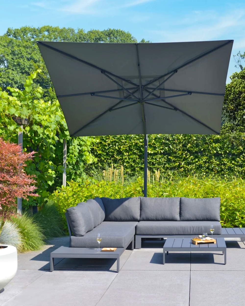 Parasol of parasolvoet kopen? Kom naar tuincentrum Eurofleur in Leusden! Parasol of parasolvoet kopen? Kom naar tuincentrum Eurofleur in Leusden!