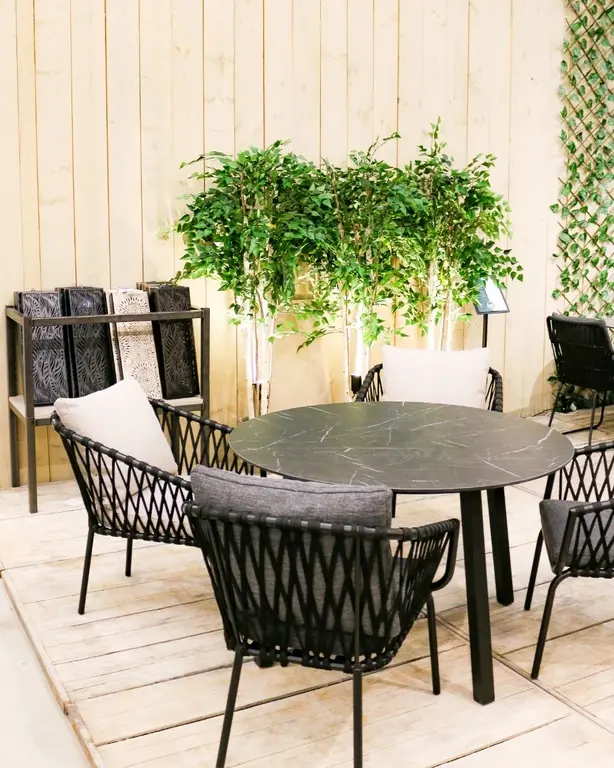 Zet die lounge stoelen buiten: het voorjaar komt er écht aan! Zet die lounge stoelen buiten: het voorjaar komt er écht aan!