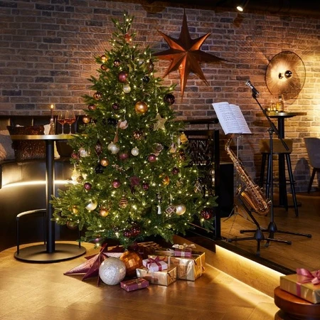 Everlands kunstkerstboom Nordmann fir micro LED 900 lampjes - 210cm - afbeelding 3